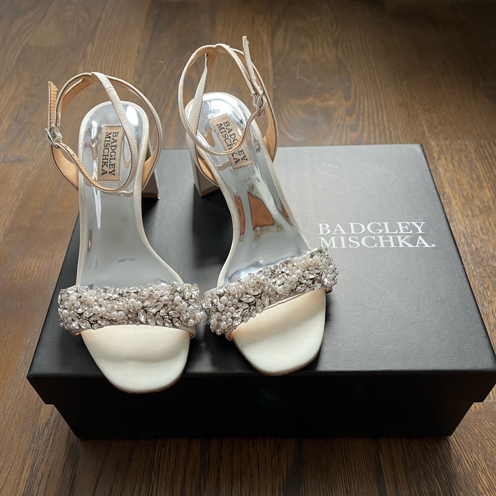 Badgley Mischka Block Heels